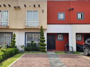 Foto 1 · Casa en Renta en Toluca, a 15 Min del Aeropuerto y Frente a Parque Industrial Toluca 2000