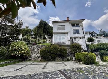 Departamento · 204m² · 3 Recámaras · 5 Estacionamientos · Casa en Condominio en Venta en Raquel Banda Farfán, Bosques de Tarango Cdmx