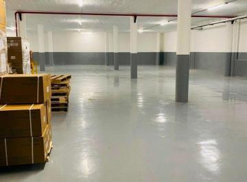 Bodega comercial , Naucalpan de Juárez · En Renta Atractiva Bodega de 864 m Cuadrados Ubicados en Una de Las Mejores Zonas de Naucalpan