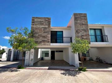 Casa de 3 habitaciones, San Luis Potosí · Casa en Renta en Privada Piamonte de Catara