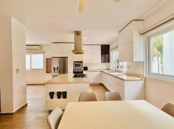 Casa de 3 habitaciones, Cancún · Casa en Renta con Paneles Solares en Residencial Cumbres Cancún
