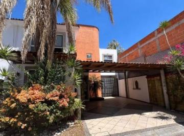Casa · 3 Recámaras · 2 Estacionamientos · Renta Casa Fraccionamiento San Carlos Tlaxcalancingo