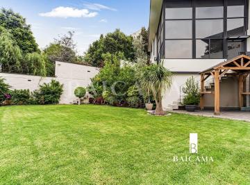 78d2e1ff8fdd70095851618a154f06fcf2ce911af92659263e010ee4ef305c8b · Casa en Venta en Bosque de Las Lomas