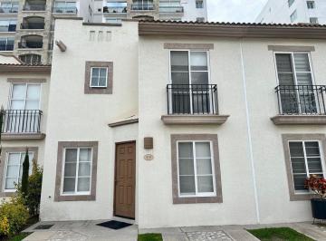 Casa en condominio · 140m² · 3 Recámaras · 2 Estacionamientos · Renta Casa El Refugio Cerca Plaza Paseo Queretaro Heb Zibata Zakia Hospital Escuelas