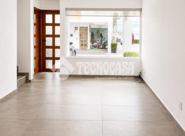 Foto · Casa en Condominio - Renta
