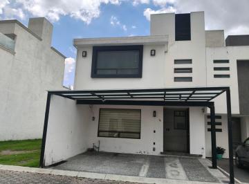Casa · 97m² · 3 Recámaras · 2 Estacionamientos · La Concepción, San Mateo Atenco, Toluca.