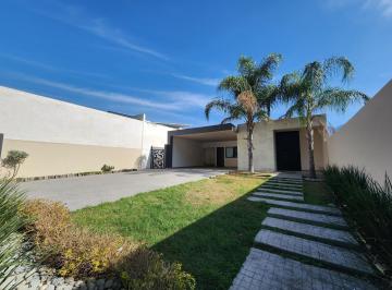 Casa · 314m² · 3 Recámaras · Casa en Venta en Lagos del Vergel