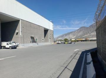 Local comercial · 1550m² · Local en Renta en Carr. Monterrey - Saltillo