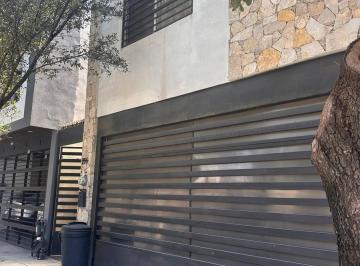 Casa · 190m² · 3 Recámaras · 2 Estacionamientos · Casa en Venta en Los Alcatraces Residencial