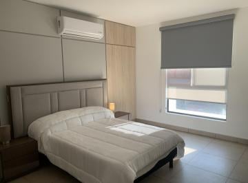 Casa · 160m² · 3 Recámaras · 2 Estacionamientos · Casa en Renta en Altrysa