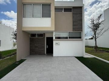Casa · 182m² · 4 Recámaras · 2 Estacionamientos · Casa en Venta Modelo Blanc
