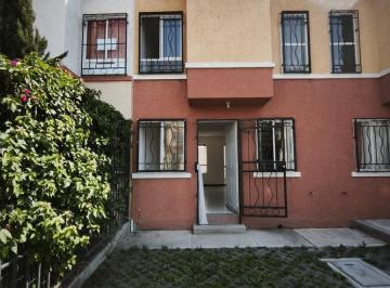 Casa · 75m² · 2 Recámaras · 2 Estacionamientos · Casa en Venta Fraccionamiento Real Granada Tecámac