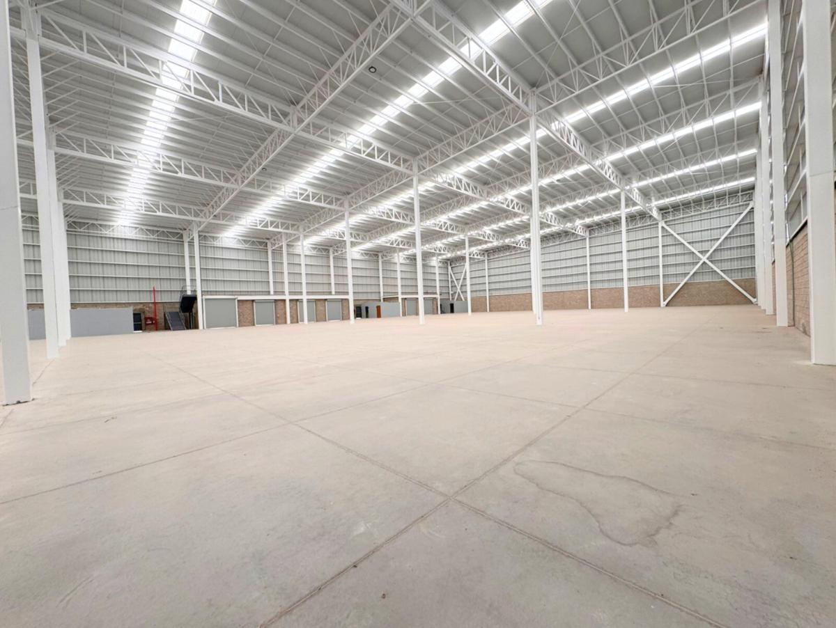Warehouse for Rent in Tlaquepaque, Guadalajara, Within a Park | Immediate Occupancy