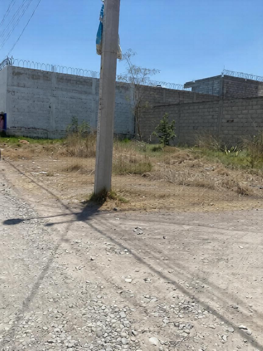 Corner Plot of 141 m&sup2; for Sale in Olmos, Tizayuca