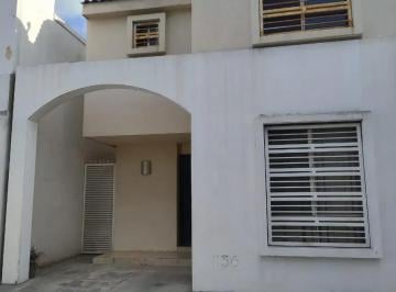 1 · Casa en Renta en Cumbres San Agustin