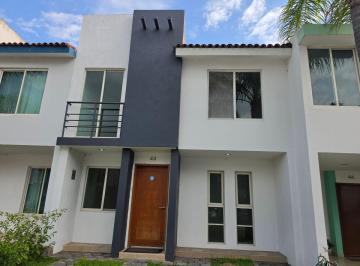 Casa de 3 habitaciones, Tlajomulco de Zúñiga · Casa en Venta en Hacienda Real de Colima