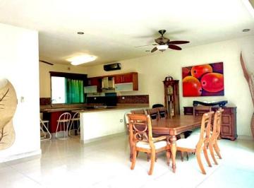 Casa de 3 habitaciones, Cancún · Casa Céntrica en Renta Amueblada o Sin Muebles