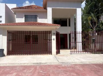 Casa de 3 habitaciones, Cancún · Casa Céntrica en Renta Amueblada o Sin Muebles