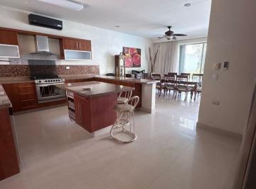 Casa de 3 habitaciones, Cancún · Casa Céntrica en Renta Amueblada o Sin Muebles