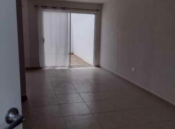 Casa en condominio de 2 habitaciones, El Marqués · Casa en Renta en Sendas Residencial