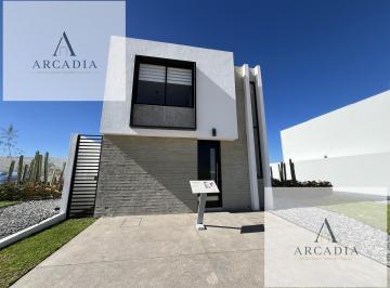 Casa · 123m² · 4 Recámaras · 2 Estacionamientos · Casa en Fraccionamiento Paseos Gómez Portugal