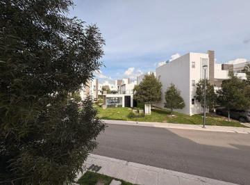 Departamento de 3 habitaciones, El Marqués · Semi - Amueblada en Zakia Mc