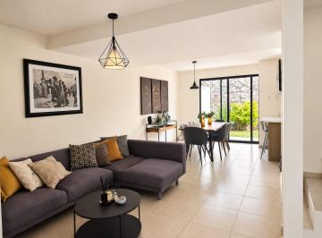 Casa de 3 habitaciones, El Marqués · Casa en Renta en Zakia