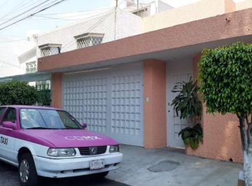 Casa de 3 habitaciones, Coyoacán · Casa en Cipreses de Garantía Hipotecaria Oportunidad Única