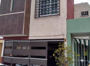Casa de 3 habitaciones, Zapopan · Exelente Casa con Remodelación