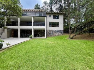 Casa en condominio · 640m² · 5 Recámaras · 4 Estacionamientos · Casa en Condominio en Renta, Avàndaro, Valle de Bravo