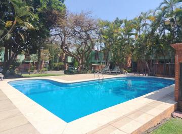 Casa de 3 habitaciones, Cuernavaca · Casa Céntrica Cuernavaca, con Vigilancia