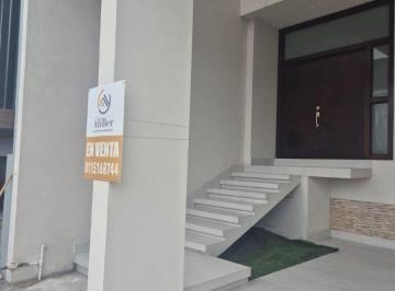 Casa de 4 habitaciones, García · Ven a Vivir en Una Privada Arriba de Leones, Super Tranquila.