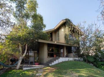Casa de 5 habitaciones, Zapopan · Casa en Venta con Vista y Acceso a La Cañada