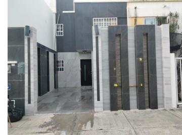 Casa · 140m² · 4 Recámaras · 1 Estacionamiento · Casa en Renta en Sol del Mayab, Supermanzana 56, Cancún