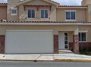 Casa de 3 habitaciones, Pachuca · Bonita Casa en Real Madeira, Pachuca Hidalgo