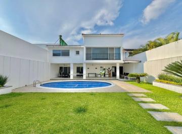 Casa de 5 habitaciones, Cuernavaca · Casa con Bungalow en Vista Hermosa con Vigilancia 24hrs