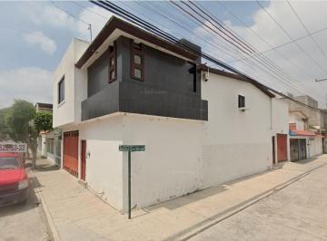 Casa de 3 habitaciones, Irapuato · Casa de 140 m² con 3 Recámaras en Venta en Irapuato, Recuperacion Bancaria.