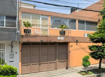 Casa de 4 habitaciones, Azcapotzalco · Casa en Venta en Clavería, Azcapotzalco