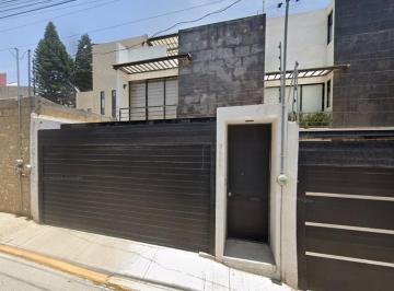 Casa de 3 habitaciones, San Pedro Cholula · Casa con 3 Recámaras en Venta en San Pedro Cholula