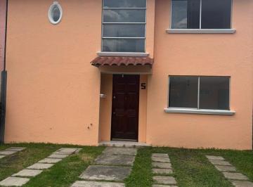 Casa en condominio · 157m² · 3 Recámaras · 2 Estacionamientos · Casa en Renta, Santa Cruz Atzcapotzaltongo
