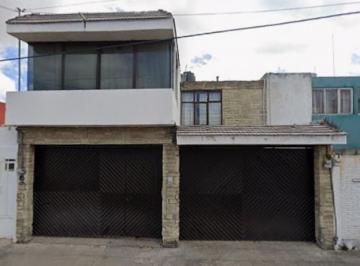 Casa de 3 habitaciones, Puebla · Casa en Venta en Jardines de San Manuel Heroica Puebla