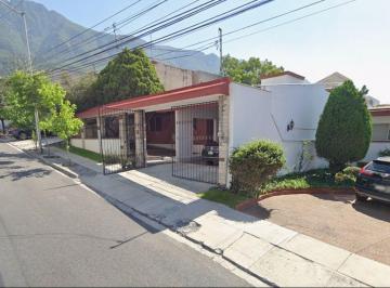 Casa de 3 habitaciones, San Pedro Garza García · Casa en Venta en Monterrey, Nuevo León