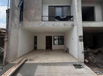 Casa · 165m² · 3 Recámaras · 2 Estacionamientos - Erick Alejandro Hernandez Gasca · Preventa Cerca de Av de Los Censos