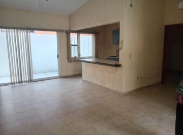 Casa de 2 habitaciones, Cuernavaca · Casa de un Nivel con Seguridad