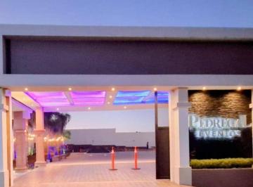 Local comercial , Chihuahua · Local / Salon de Eventos Equipado en Venta