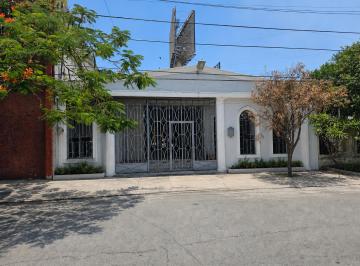 Casa de 3 habitaciones, Monterrey · Casa en Venta en El Fraccionamiento Bernardo Reyes en Monterrey
