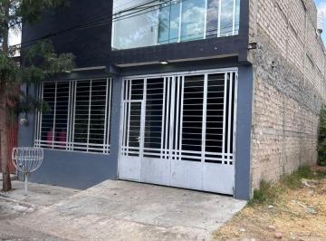 Casa de 4 habitaciones, Zapopan · Casa en Venta Cercana a Prol. Mariano Otero en Col. El Fortín Zapopan Jal.