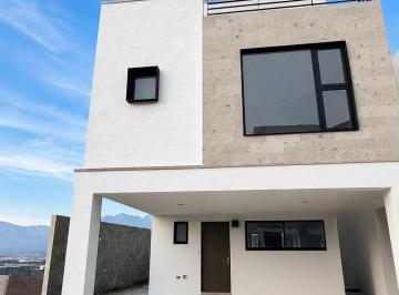 Casa · 208m² · 3 Recámaras · 2 Estacionamientos · Casa 3 Niveles en Cumbres, Arriba de Av Leones, Lista Para Escriturar