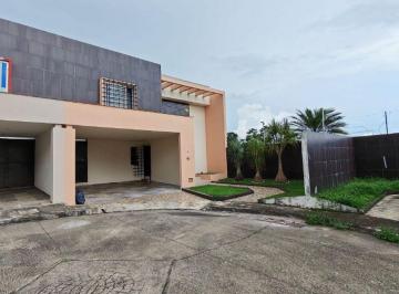 Casa de 3 habitaciones, Córdoba · Casa en Venta en Fraccionamiento en Agua Fria a 15 Mins del Centro de Cordoba