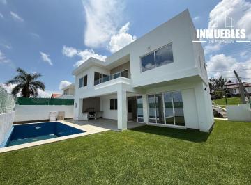 Casa · 360m² · 4 Recámaras · Renta de Casa en Fraccionamiento Lomas de Cocoyoc